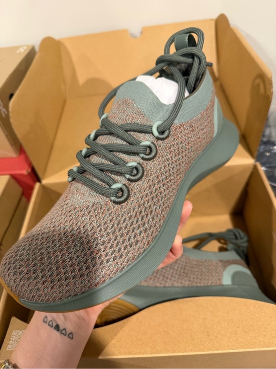 allbirds Other - Allbirds Dasher NZ Men's Knit Runner in Olive and Tan